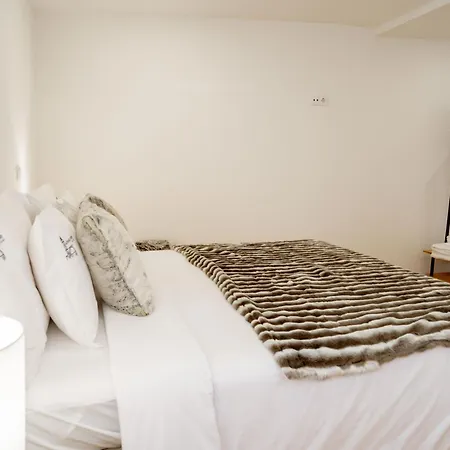 Authentic Village Apartament *