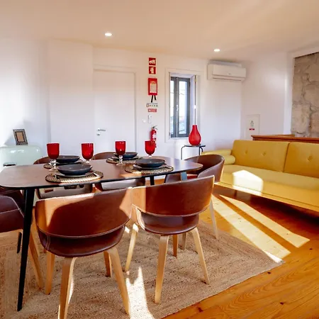 Authentic Village * 波尔图