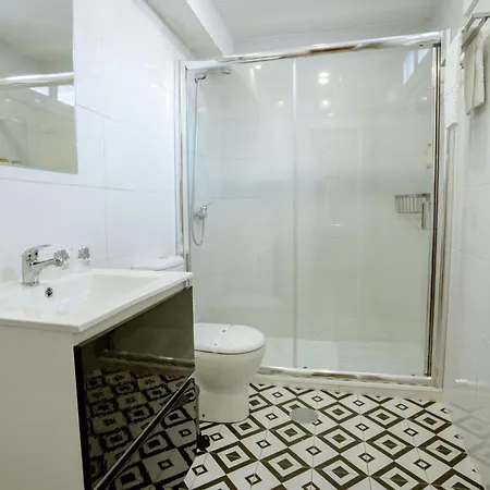 Authentic Village * 波尔图