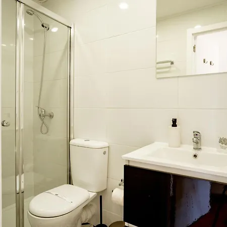 Authentic Village 波尔图