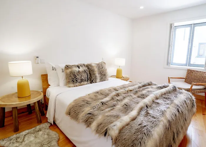 Authentic Village * Porto