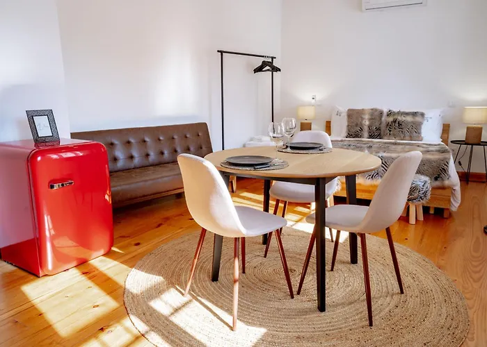 Authentic Village Apartamento *