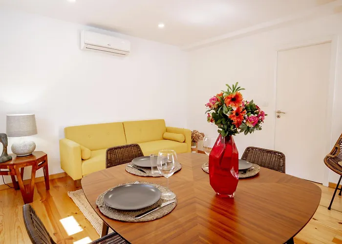 Authentic Village Apartamento